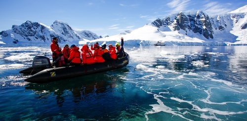 Antarctic_Orne_Harbour_©_Georgina_Strange_Poseidon_Expeditions