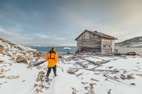 High_Arctic_Hut_©_David_Merron_Quark_Expeditions