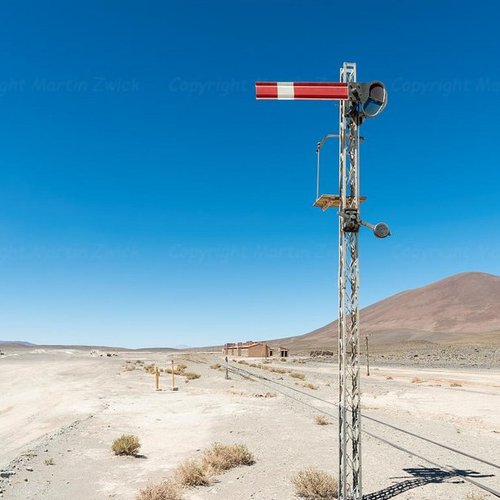 Trainstation_Tolar_Grande__c__Martin_Zwick_Naturfoto