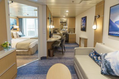 Ocean_Explorer_Junior_Suite__c__Quark_Expeditions