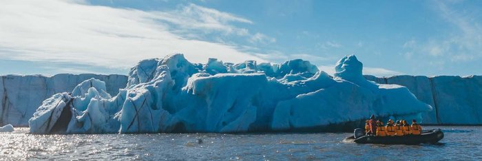 Ice_Zodiac_Northwest_Greenland_Ocean_Explorer__c__Quark_Expeditions