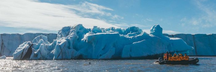 Ice_Zodiac_Northwest_Greenland_Ocean_Explorer__c__Quark_Expeditions