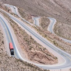 Road_to_Salinas_Grandes__c__Martin_Zwick_Naturfoto