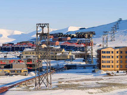 Longyearbyen_Spitzbergen_Norwegen_©_Martin_Zwick_Naturfoto