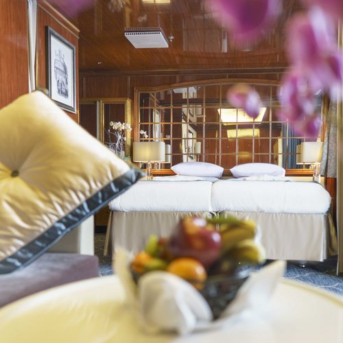 MV_Sea_Spirit_Premium_Suite_©_Poseidon_Expeditions