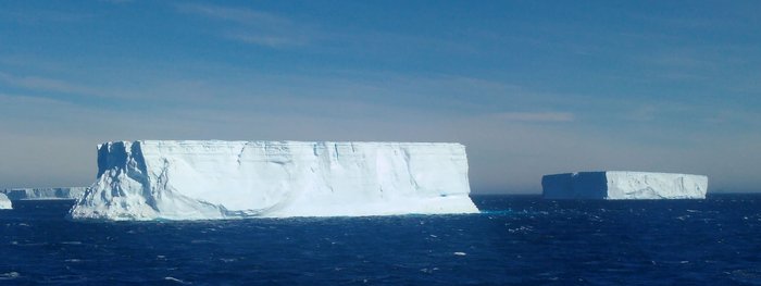 Ice_Weddell_Paulet_Island_Antarctica_©_Antarpply_Expeditions