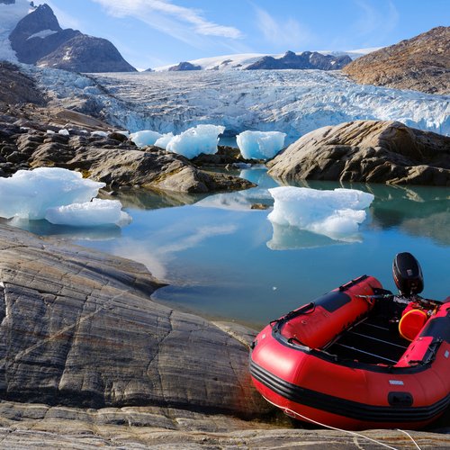 Groenland_2022_Zodiac_Gletscher_©_Martin_Zwick_Naturfotografie