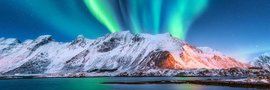 Northern_Lights_Explorer_Lofoten_©_Aurora_Expeditons