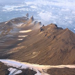 Franz_Josef_Land_Landscape_©_Poseidon_Expeditions