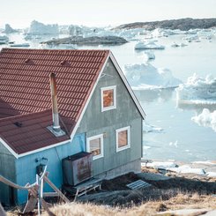 Traditional_Greenlandic_home_©_Aurora_Expeditons_Marjorie_Teo