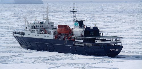 MV_Ortelius_Pack_ice_Ross_Sea_©_Oceanwide_Expeditions