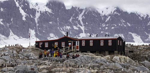 Bransfield_House_Port_Lockroy_Antarctica_©_Sara_Jenner_Oceanwide_Expeditions