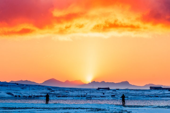 Longyearbyen_Sunset_©_Alexander_Lembke_Spitzbergen_Adventures Longyearbyen_Sunset_©_Alexander_Lembke_Spitzbergen_Adventures