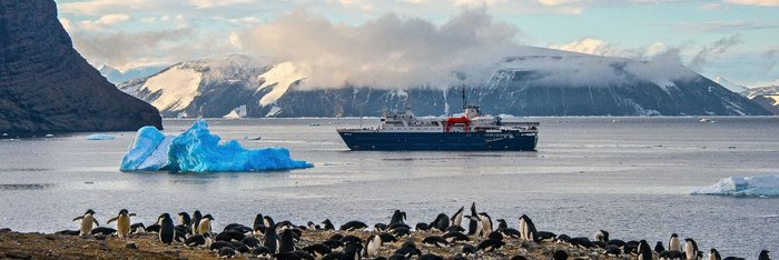 MV_Ortelius_Devils_Island_Antarctica_©_Thomas_Laumeyer_Oceanwide_Expeditions