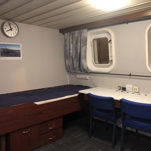 MV_Spirit_of_Enderby_mini_suite_510_©_Heritage_Expeditions