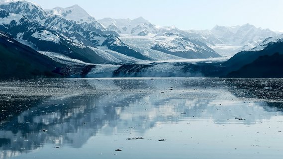 alaska_odyssey_harvard_glacier_college_fjord_prince_william_sound_alaska_©_Aurora_Expeditions