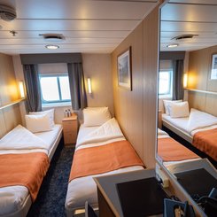 Twin_Cabin_311_MS_Quest_©_Eirik_Gronningaet_Arktis_Tours