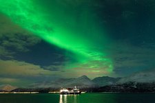 Northern_lights_MS_Quest_©_Arktis_Tours