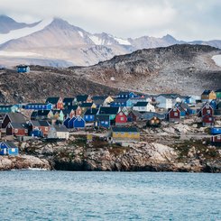 Delightful_dwellings_Ittoqqortoormiit_Greenland_©_Aurora_Expeditons_Matt_Horspool