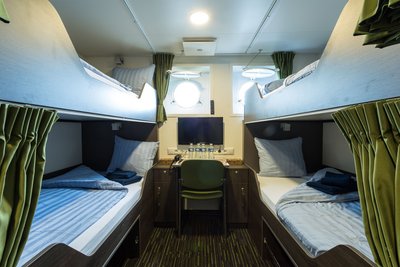 MV_Ortelius_Quadruple_cabin_deck_3_©_Eduardus_Lee_Oceanwide_Expeditions