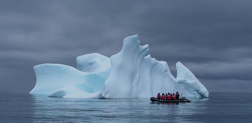iceberg_zodiac_©_Polar_Latitudes