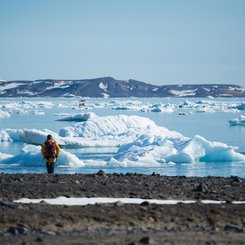 Jewels_Russian_Arctic_Ice_©_Johanna_Carlo_Quark_Expeditions