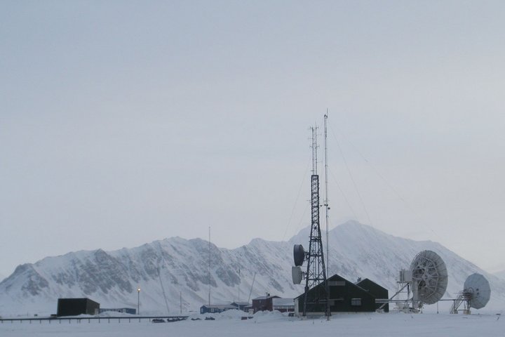 Spitzbergen_Isfjord_Radio_©_Spitzbergen_Adventures Spitzbergen_Isfjord_Radio_©_Spitzbergen_Adventures