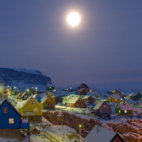 Die Stadt Uummannaq im Winter im Nordwesten Groenlands_©_Martin_Zwick_Naturfoto